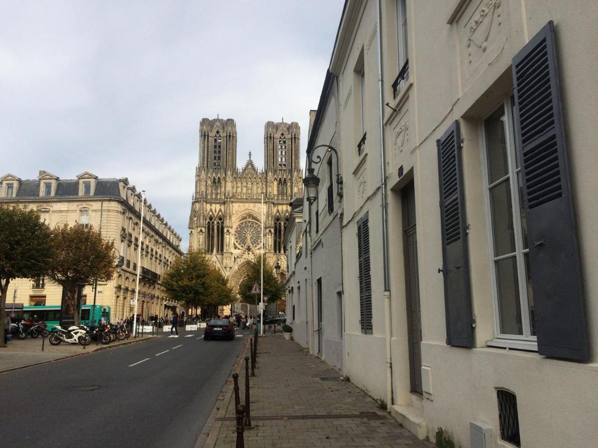 Le Nid Des Rois Appartement Reims Buitenkant foto